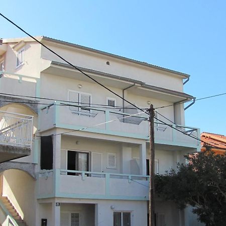 נובליה Apartments Mike מראה חיצוני תמונה