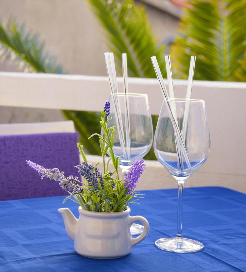 נובליה Apartments Mike מראה חיצוני תמונה