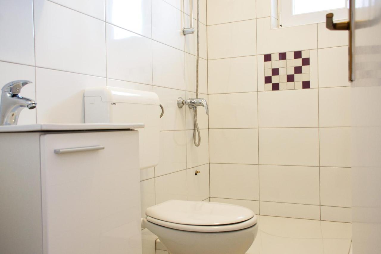 נובליה Apartments Mike מראה חיצוני תמונה