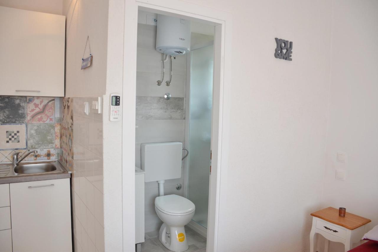 נובליה Apartments Mike מראה חיצוני תמונה